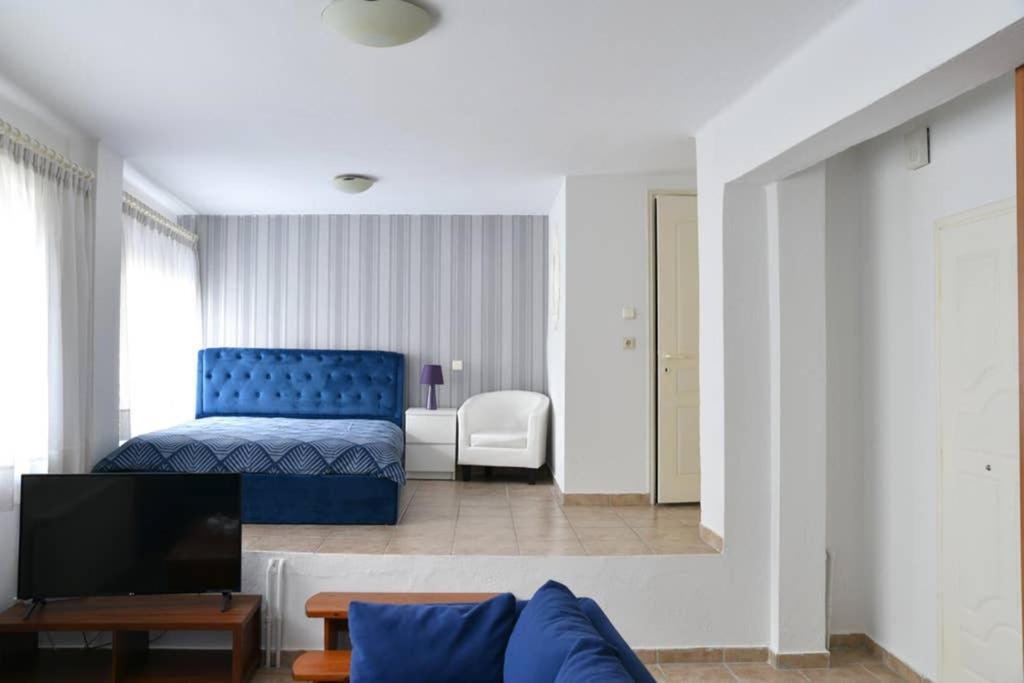 A Modern Bright Studio In The Center Of Kastoria Exteriör bild